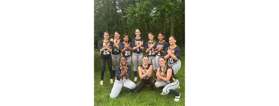15U Fastpitch- 3rd place in their division!